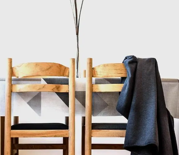 Unit4six סראייבו